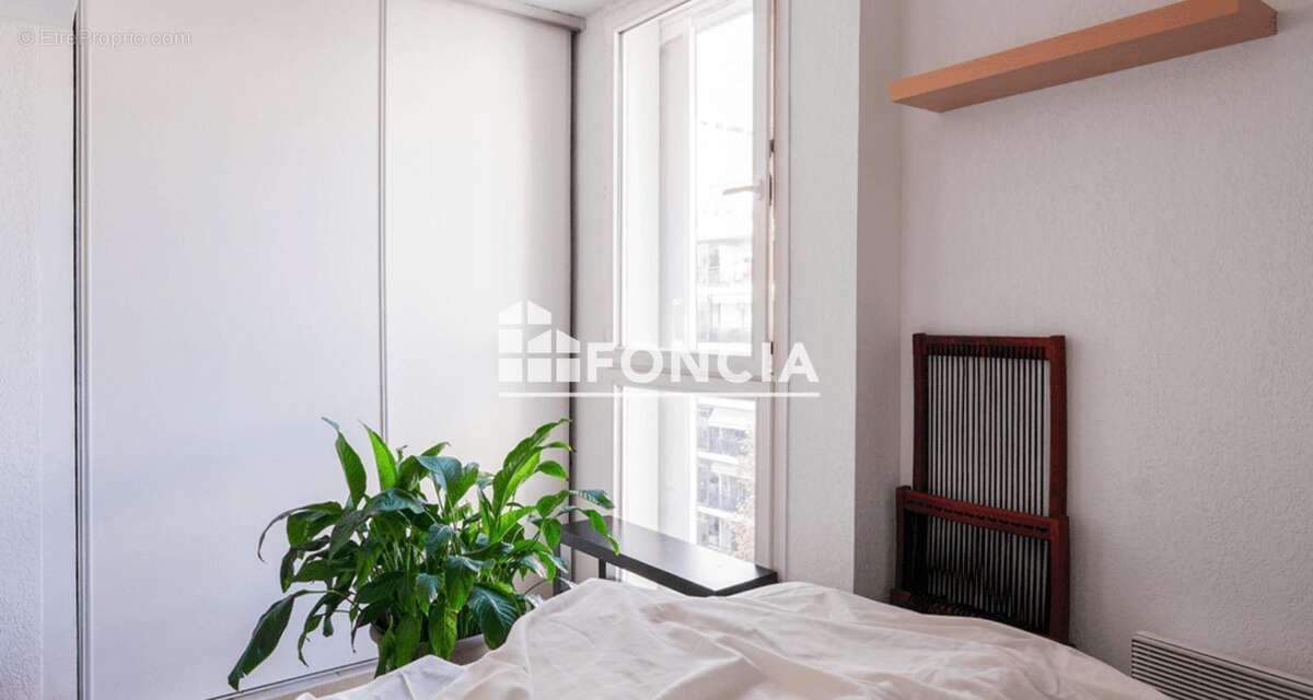 Appartement à MARSEILLE-2E