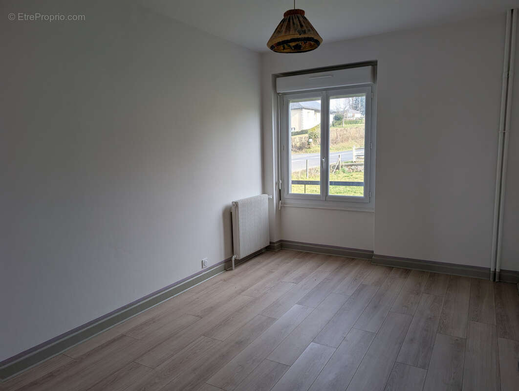 Appartement à LUBERSAC