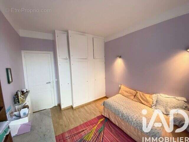 Photo 4 - Appartement à LA GARENNE-COLOMBES