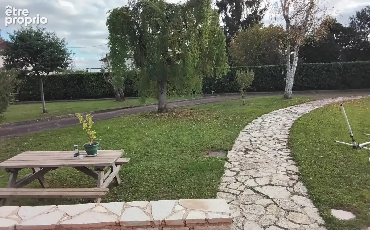 Grande maison semi enterree - photo 8