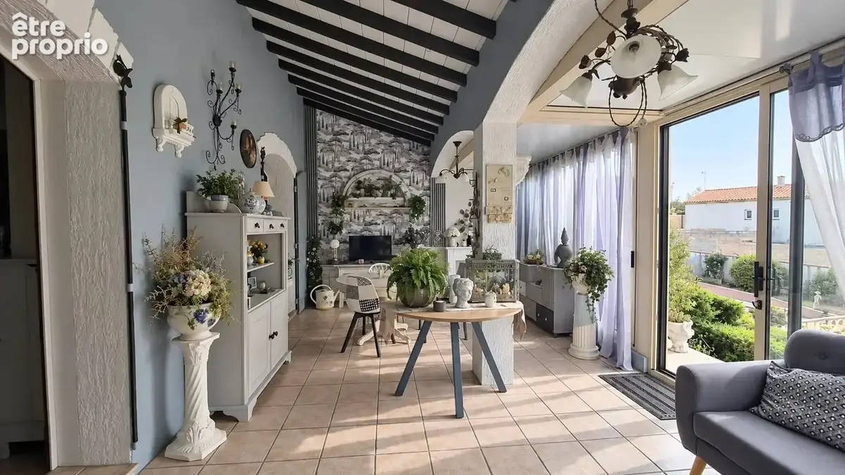 Saint-gilles – villa de 181 m² avec piscine, sous-sol de 120 m² et terrain de 2 700 m² - photo 4