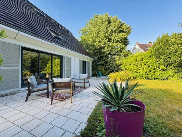 Maison à CHANTILLY