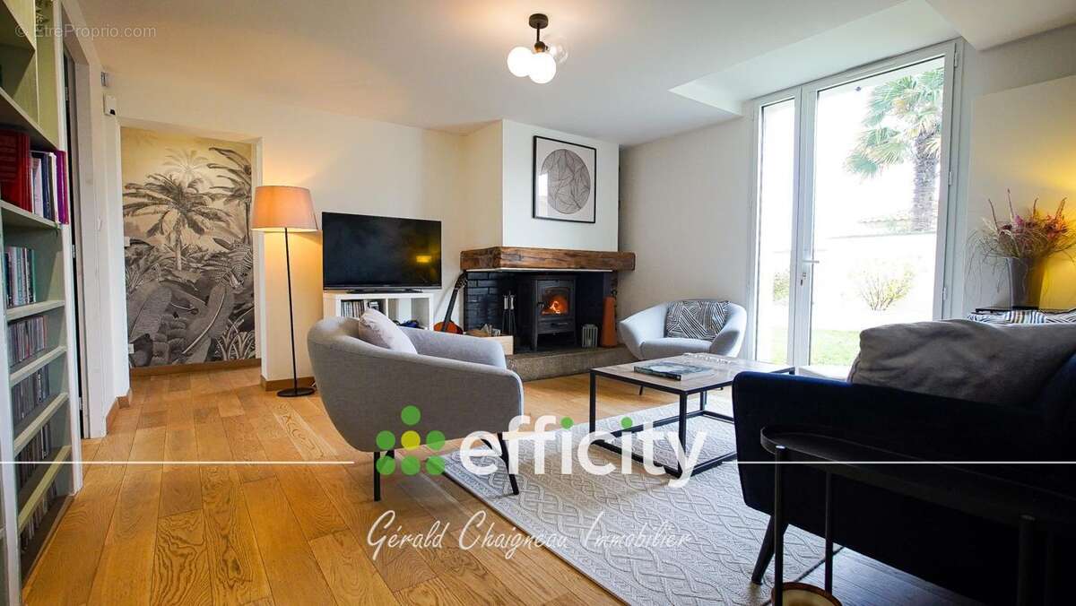 Maison à SAINT-PHILBERT-DE-GRAND-LIEU