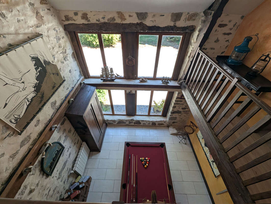 Longère en pierre à vendre au Mont-Dol  5 chambres  Dépendances  Terrain arboré de 7 000 m² - photo 9