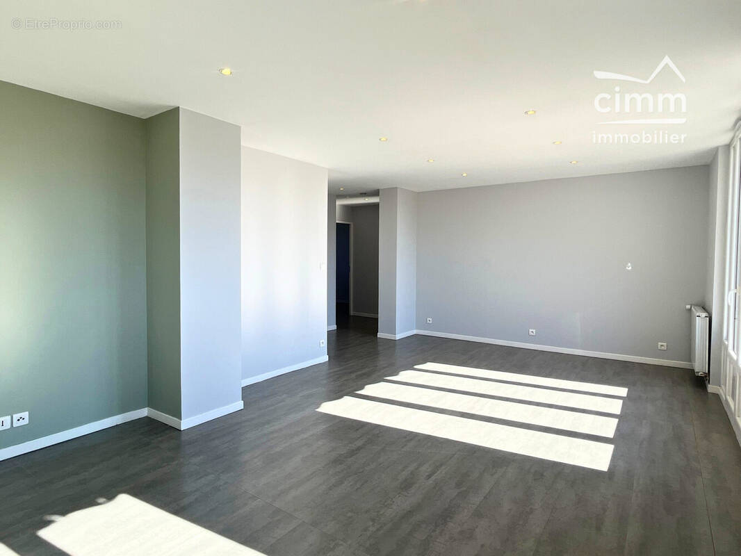Appartement à SEYSSINET-PARISET