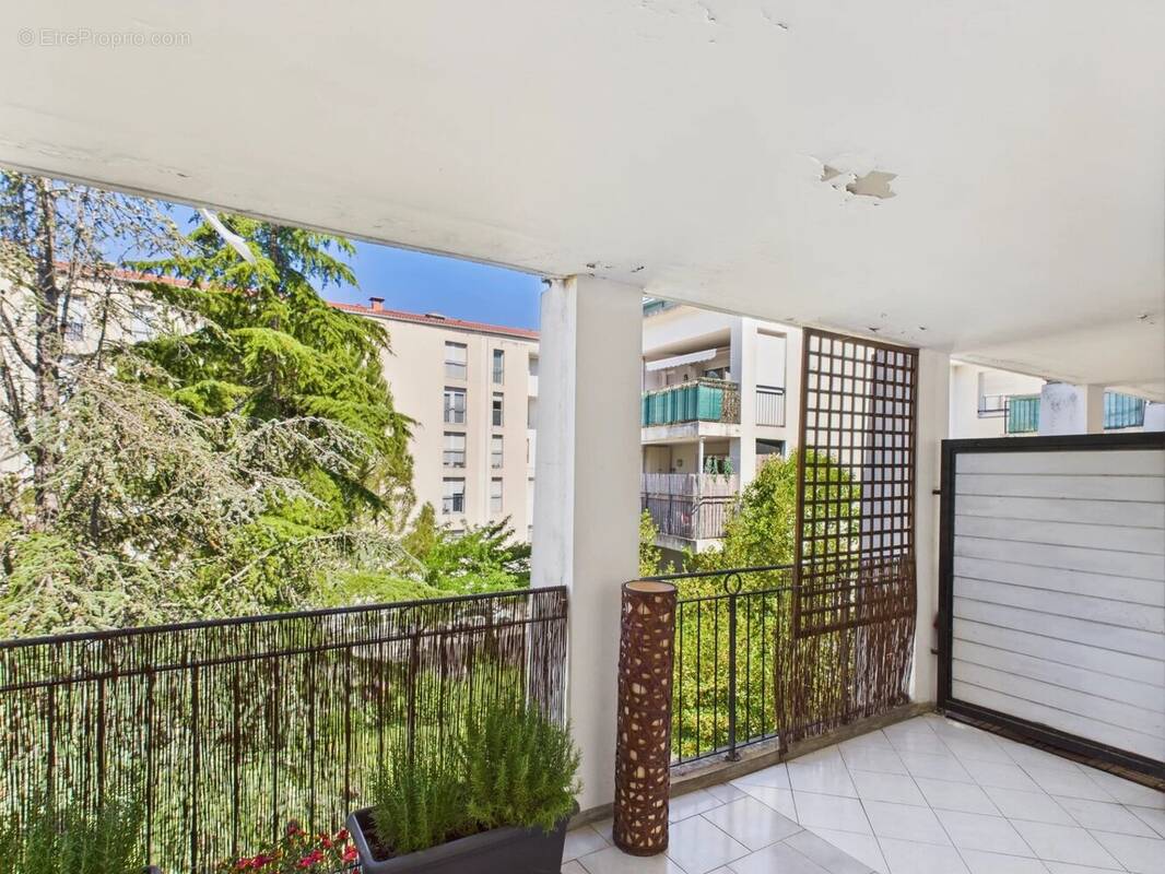 Appartement à AIX-EN-PROVENCE