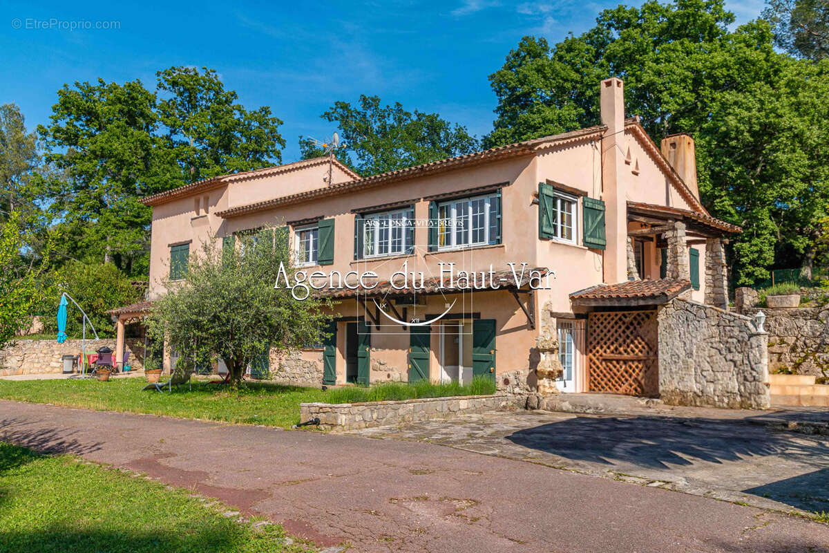 Maison à FAYENCE