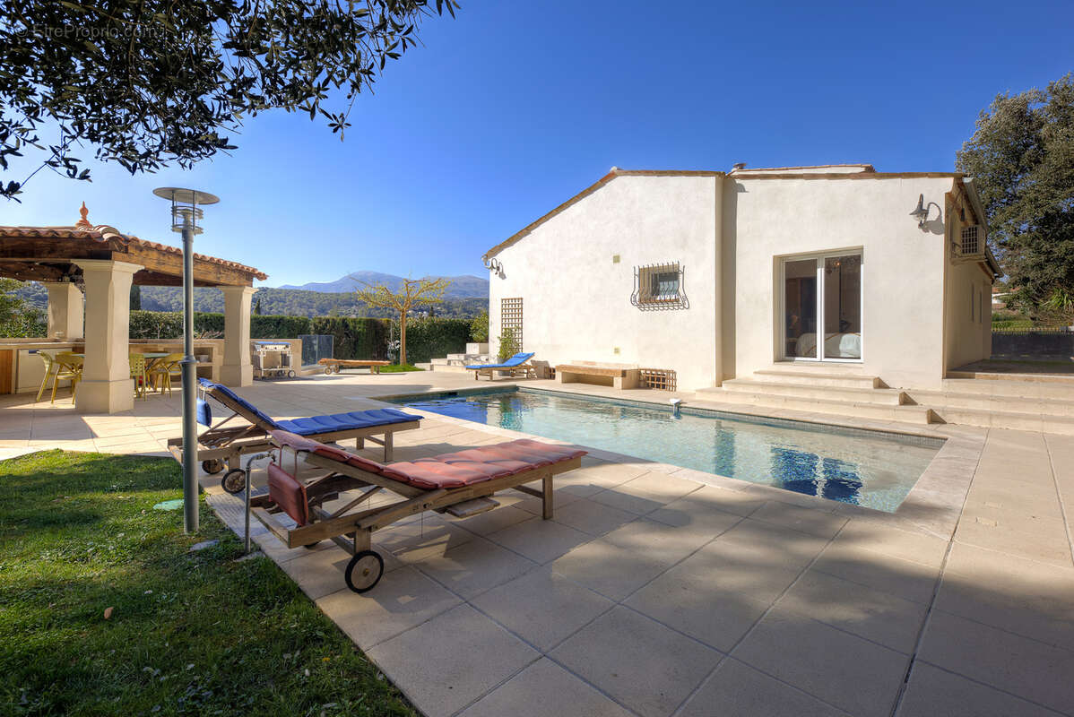 Maison à LA COLLE-SUR-LOUP