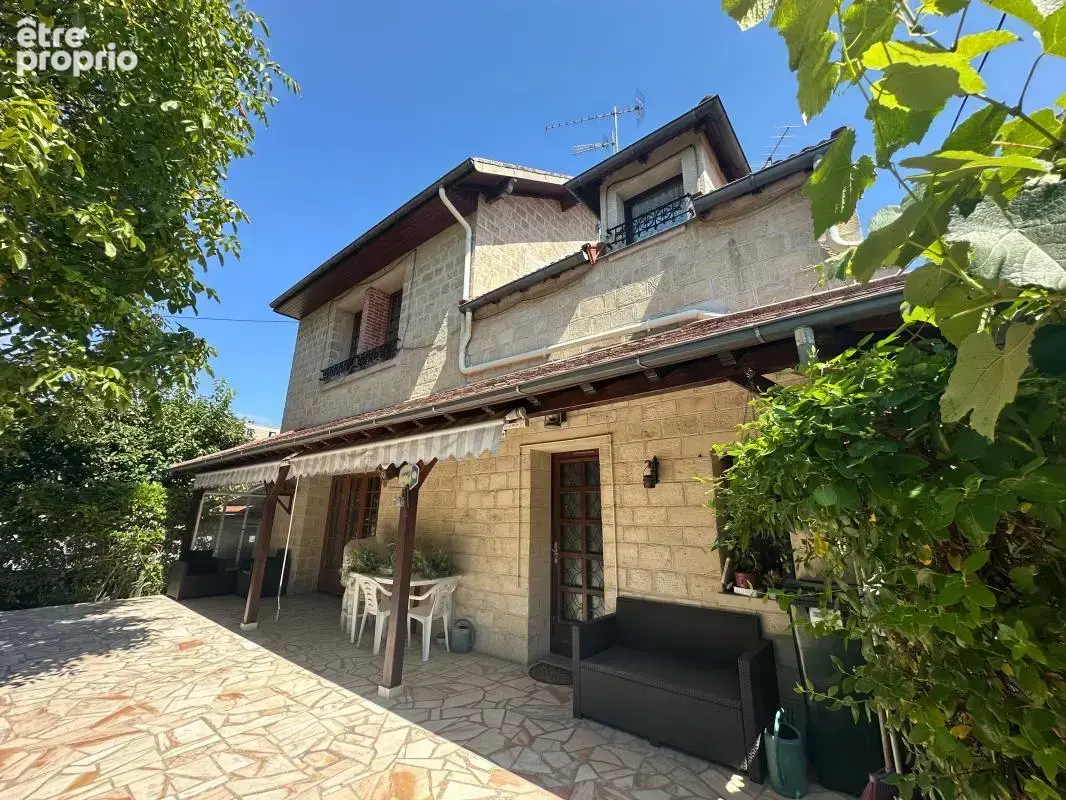 Maison à BEAUMONT-SUR-OISE