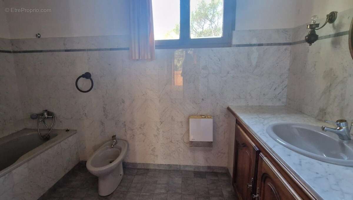 Maison à PEYMEINADE