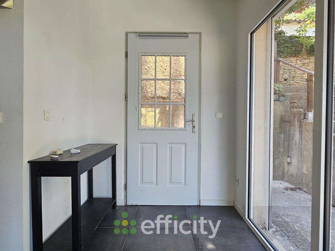Maison 187 m² à Ceyreste  - photo 8