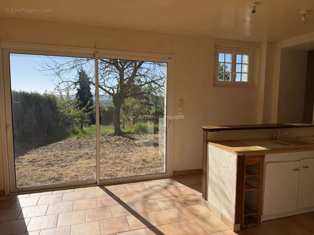 Maison à RUILLE-SUR-LOIR