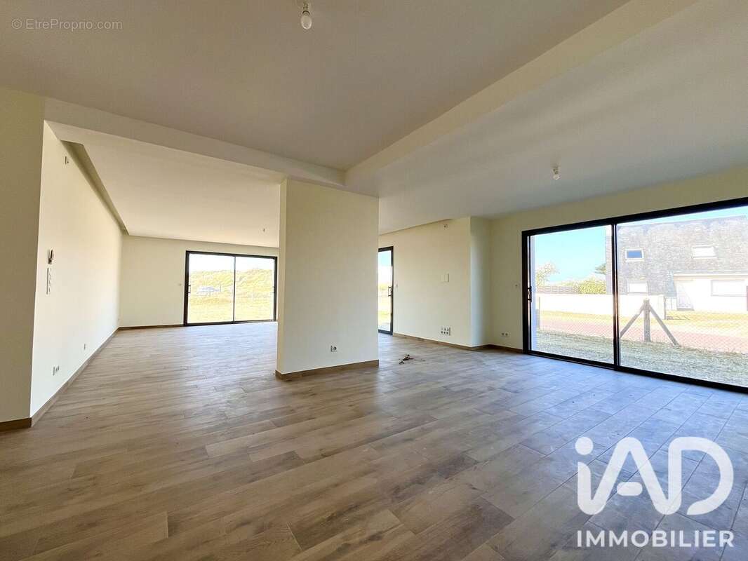 Maison 185 m² à Lithaire  - photo 5