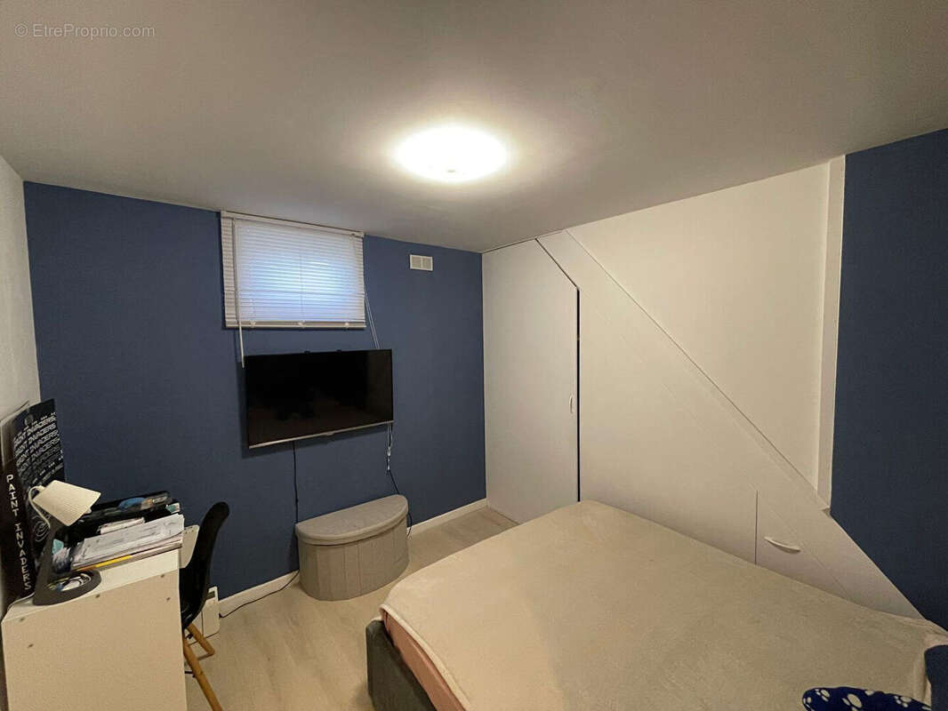 Appartement à LES PAVILLONS-SOUS-BOIS
