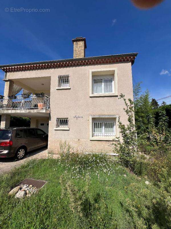Maison à SAINT-MARCEL-LES-VALENCE