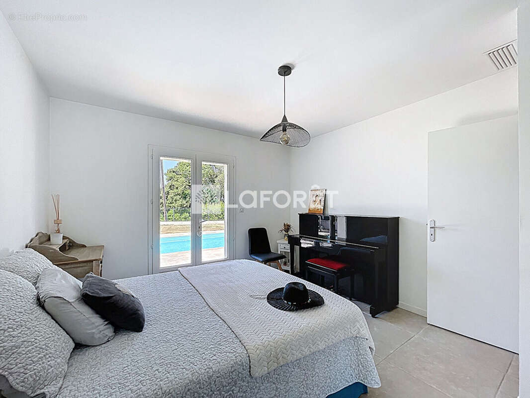 Maison à LA VALETTE-DU-VAR