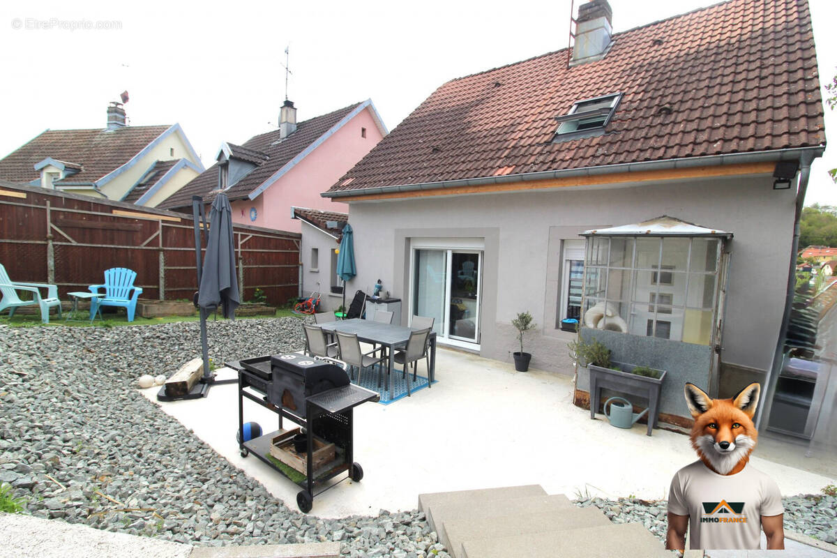 Maison à BADEVEL