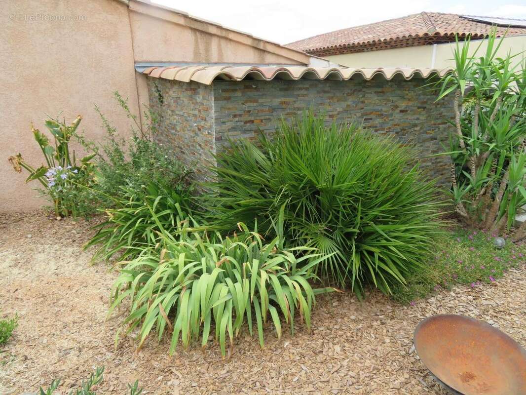   - Maison à DRAGUIGNAN