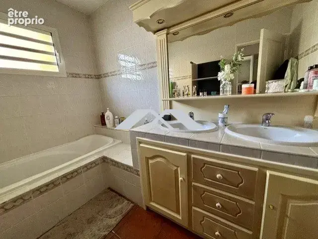 Appartement 160 m² à vendre à Saint-Joseph (97480) - photo 9