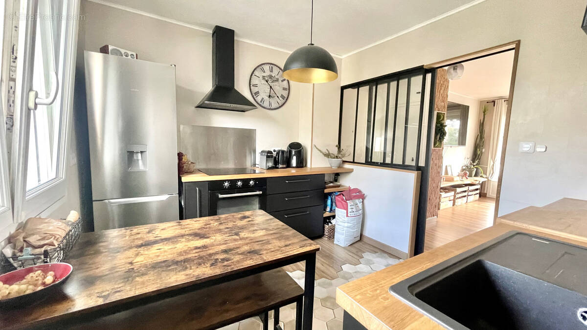 Appartement à TASSIN-LA-DEMI-LUNE