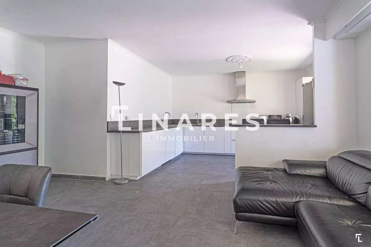 Appartement à MARSEILLE-9E