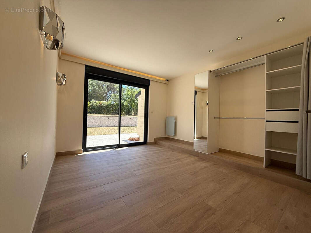 Maison de plain-pied rénovée Quartier St Jean, 174 m², Aucun travaux à prévoir - photo 8