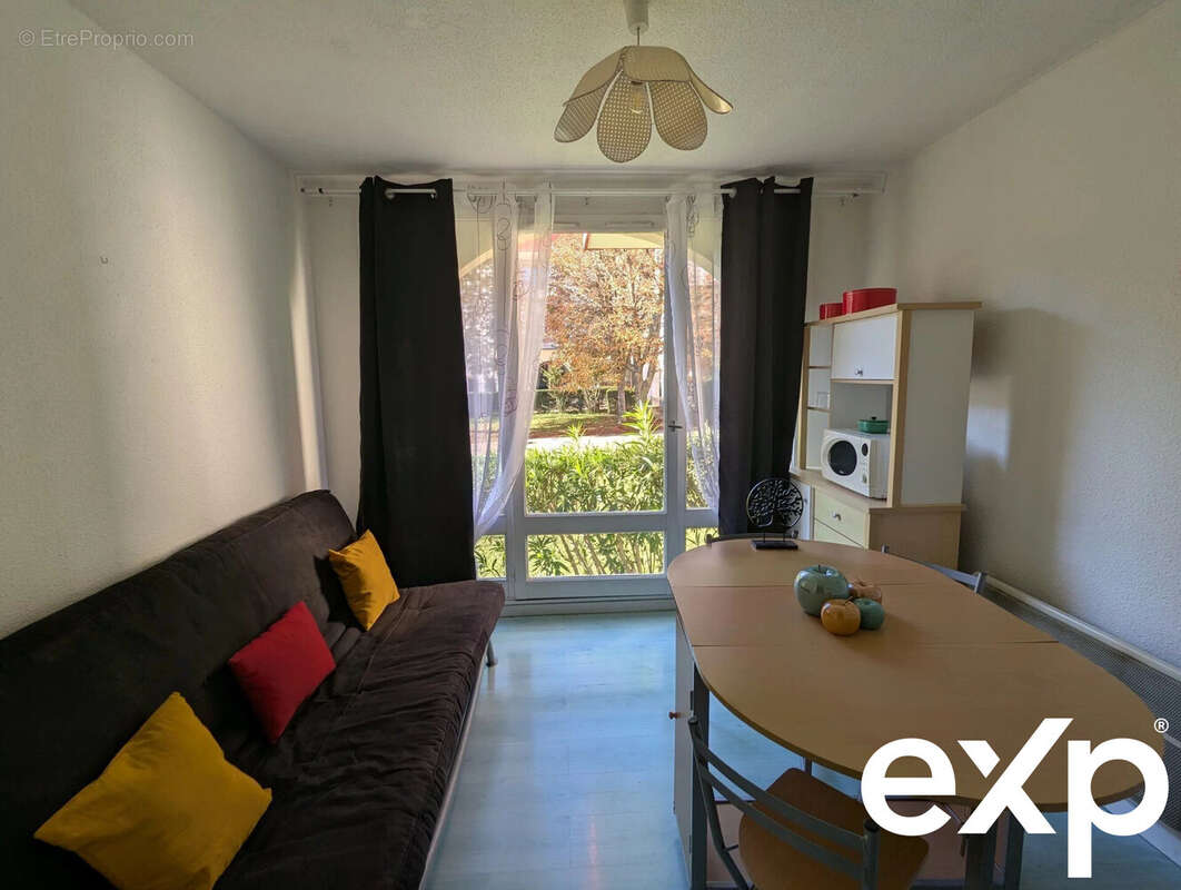 Appartement à LAMALOU-LES-BAINS