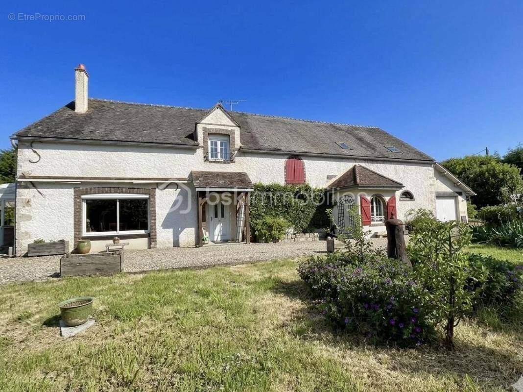 Maison à EGRISELLES-LE-BOCAGE
