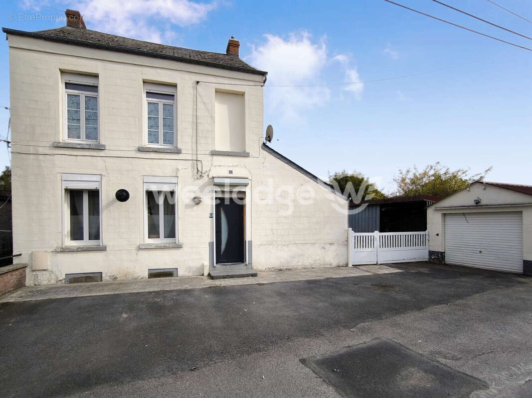 Maison à FERRIERE-LA-GRANDE