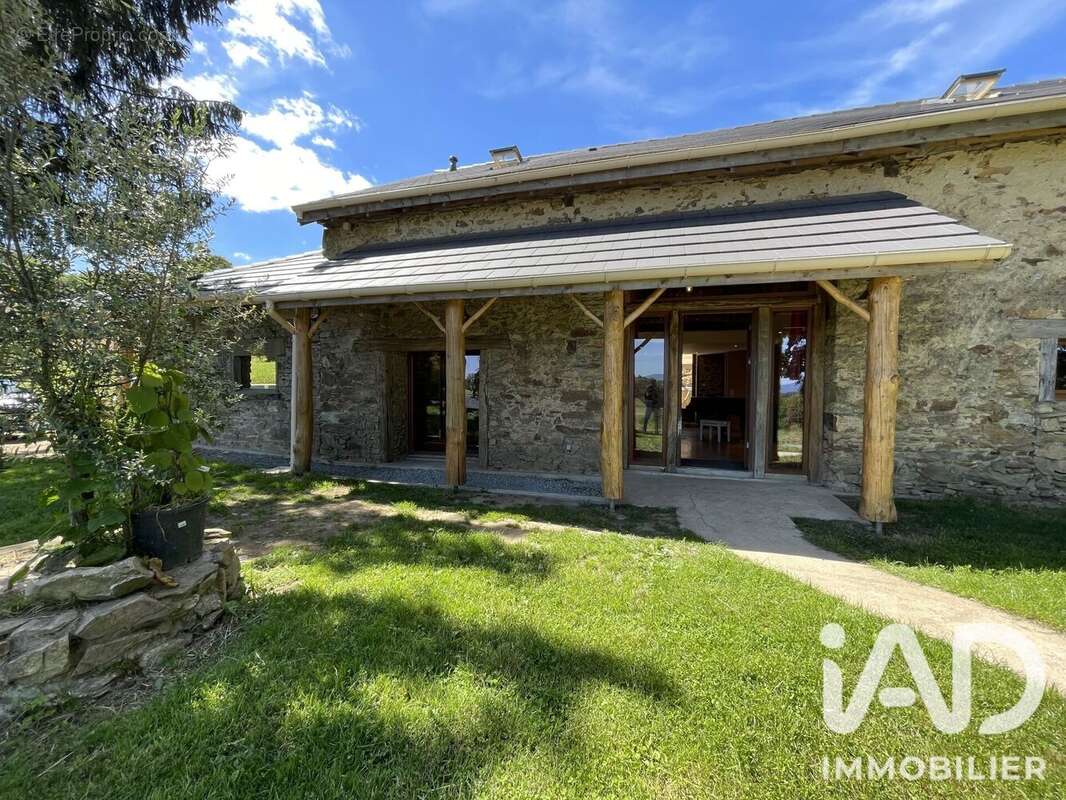 Maison 153 m² à Surdoux  - photo 2