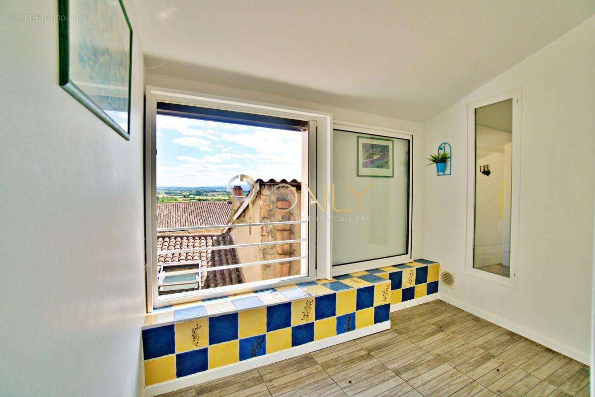 Appartement à TREVOUX