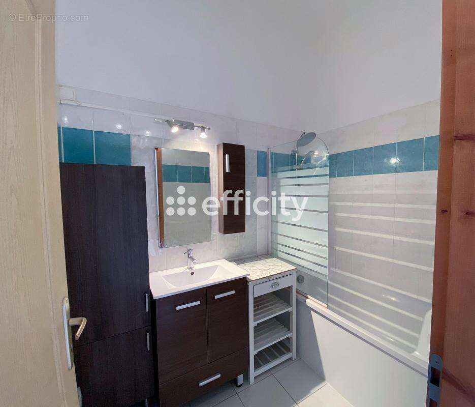 Appartement à SAINT-ANDRE-DE-SANGONIS