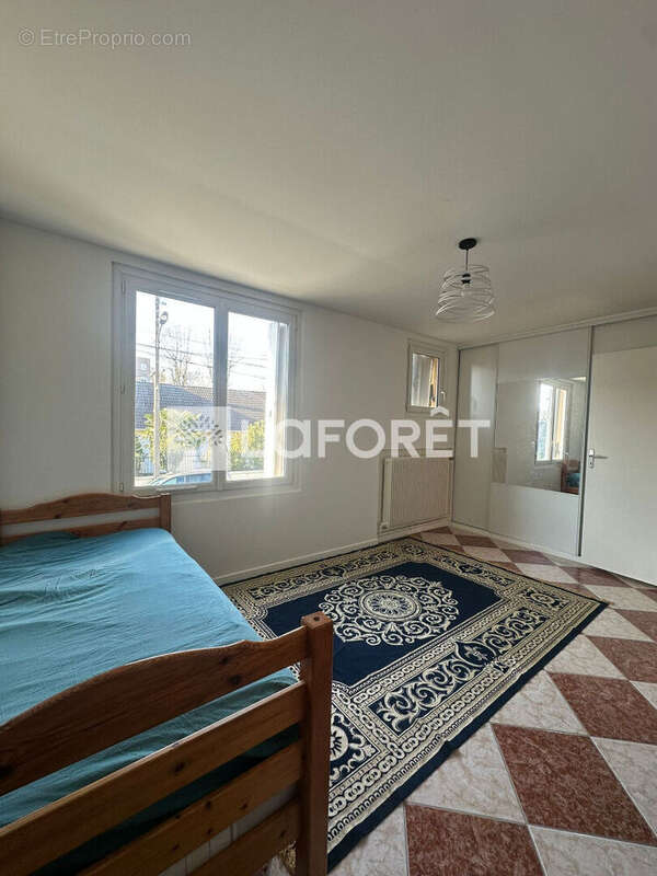 Maison à VILLIERS-LE-BEL