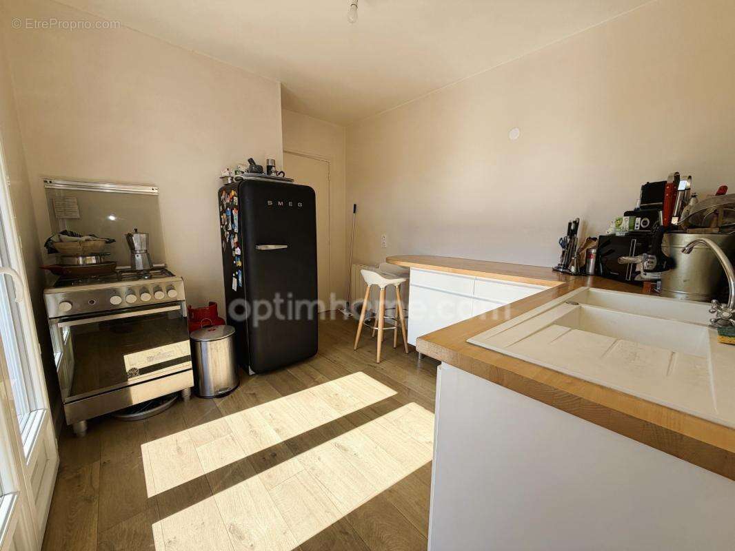 Maison familiale 4 chambres - vie de plain-pied, garage et grand jardin - Saint-Germain-de-Livet (14100) - photo 11
