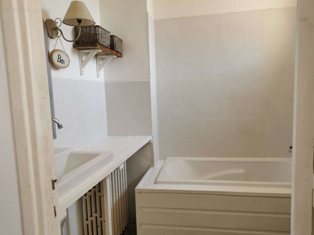 Maison à SAINT-PONS-DE-THOMIERES