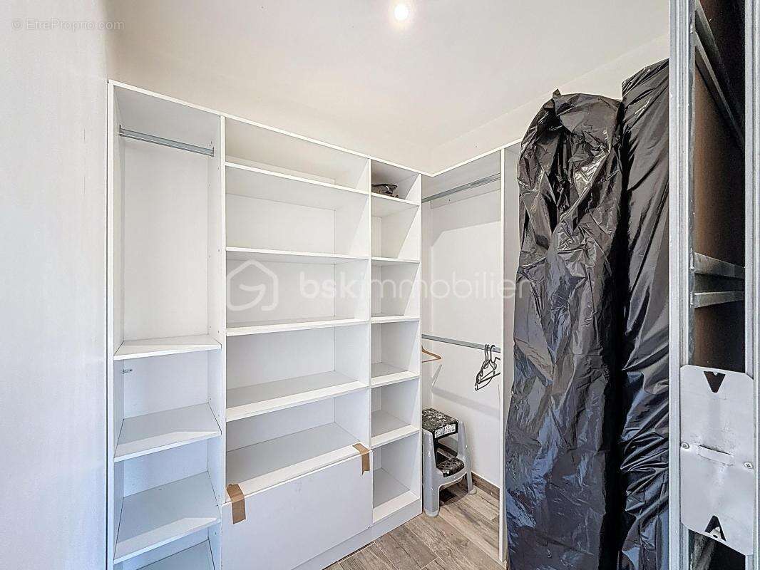 Maison à SAINT-JEAN-DE-LA-BLAQUIERE