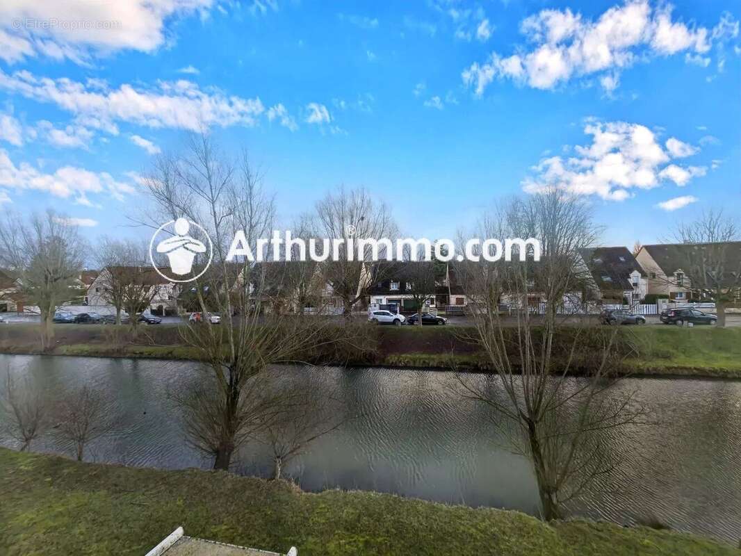 Appartement à MOISSY-CRAMAYEL