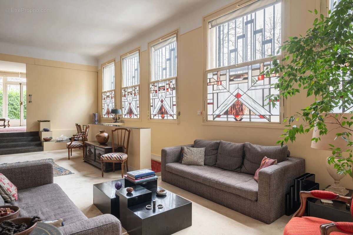 Appartement à NEUILLY-SUR-SEINE