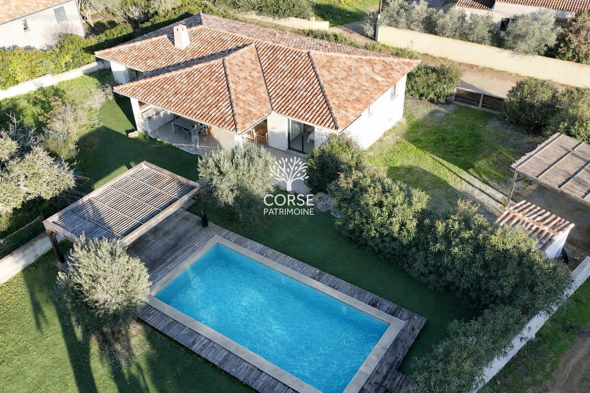 Maison à PORTO-VECCHIO