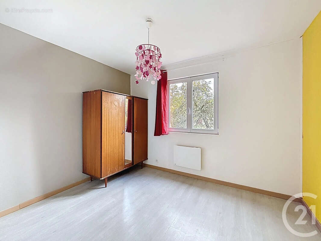 Maison 176 m² à Dinoze  - photo 12