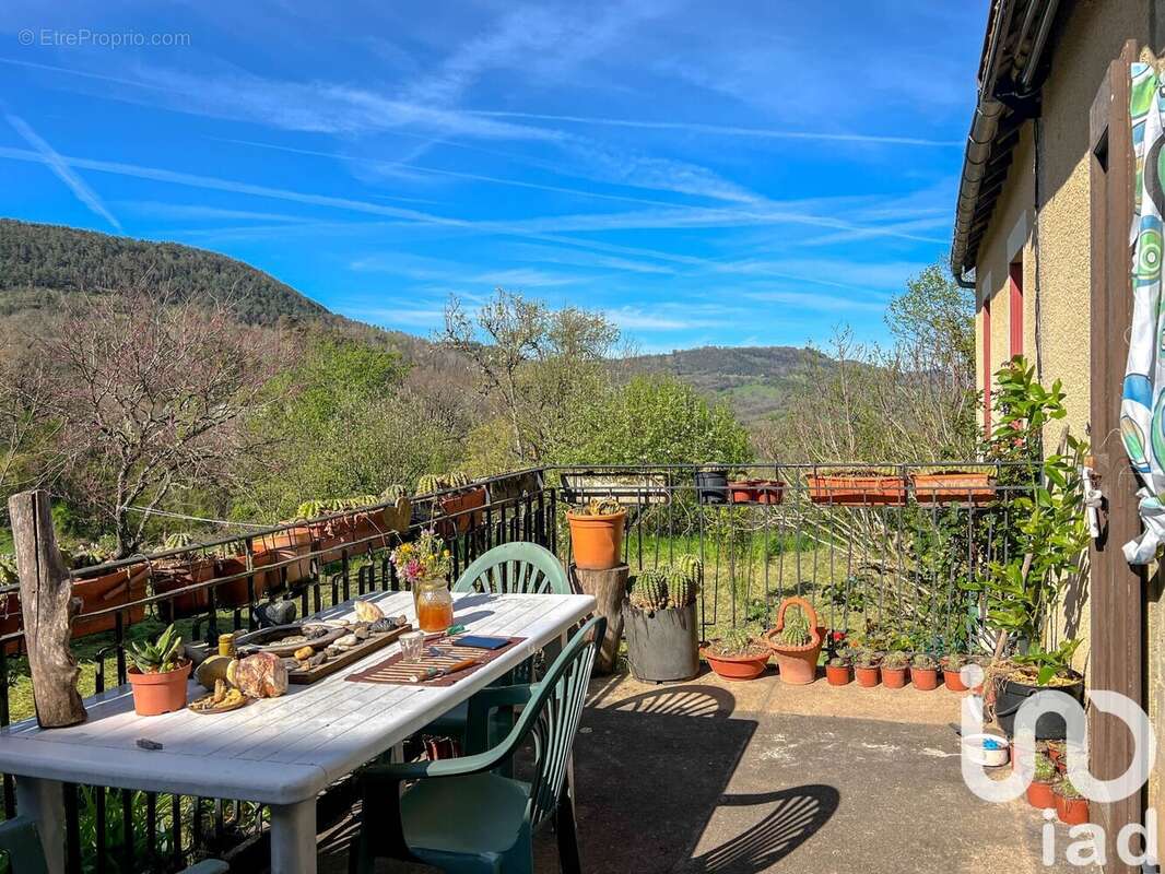 Photo 2 - Maison à SAINT-LAURENT-D&#039;OLT