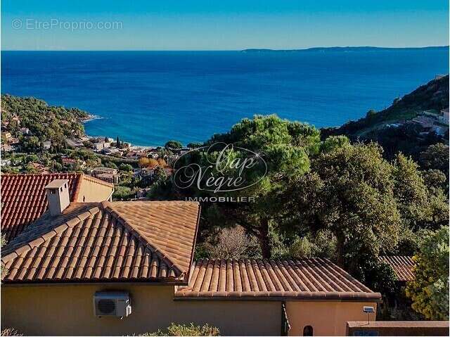 Maison à LE LAVANDOU