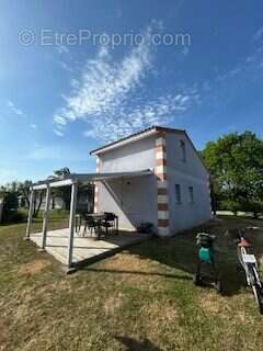 Maison 70 m² à Soulac-Sur-Mer  - photo 2