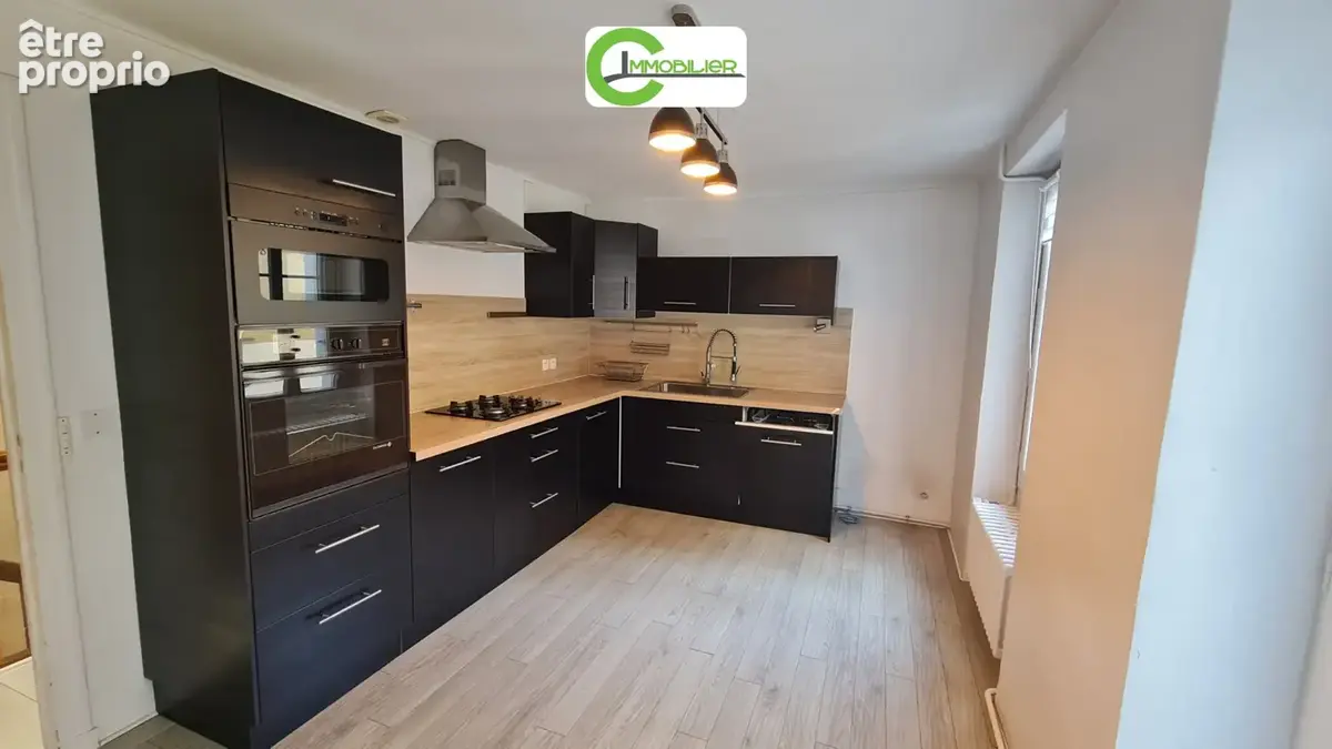 LA FERTE BERNARD, Immeuble de rapport centre ville - photo 2