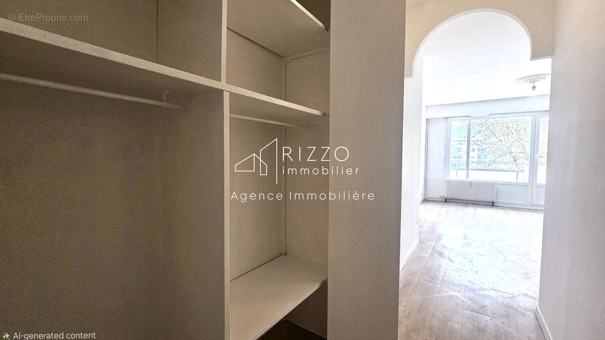 Appartement à SAINT-JULIEN-EN-GENEVOIS