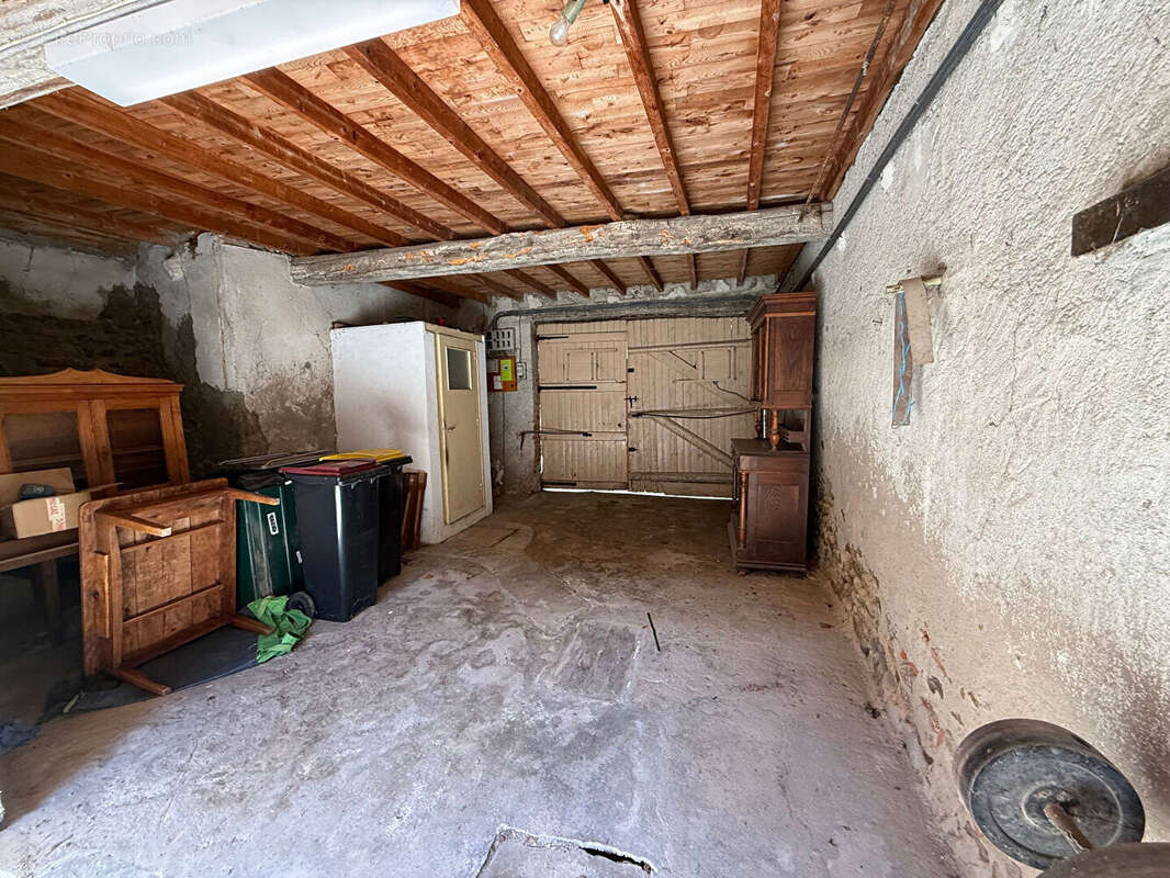 Maison à RENAISON