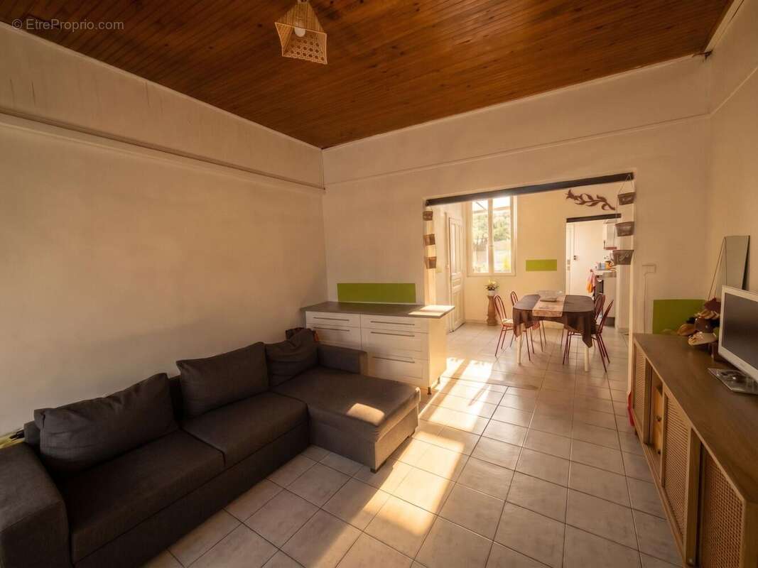 Photo 2 - Maison à SAINT-QUENTIN