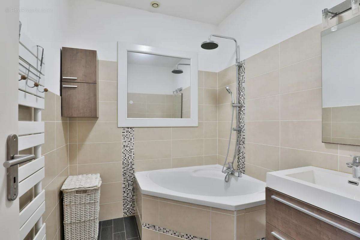 Maison à GUJAN-MESTRAS