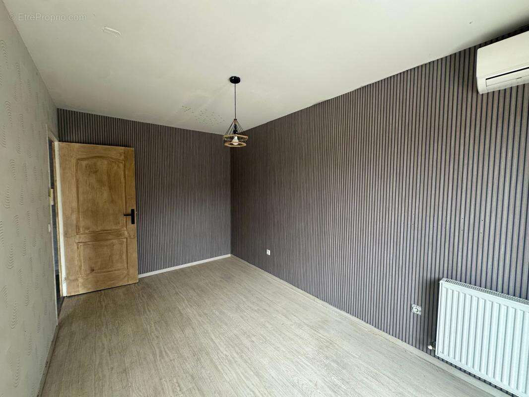 Maison à SAINT-CREPIN-IBOUVILLERS