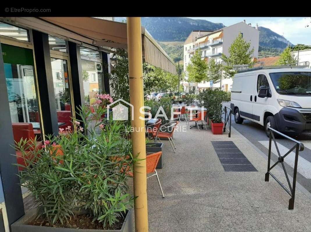 Photo 5 - Commerce à MILLAU